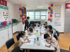 农银人寿十堰中支开展2023第十届客户服务金穗节书画大赛